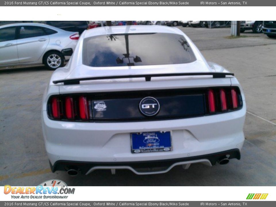 2016 Ford Mustang GT/CS California Special Coupe Oxford White / California Special Ebony Black/Miko Suede Photo #13