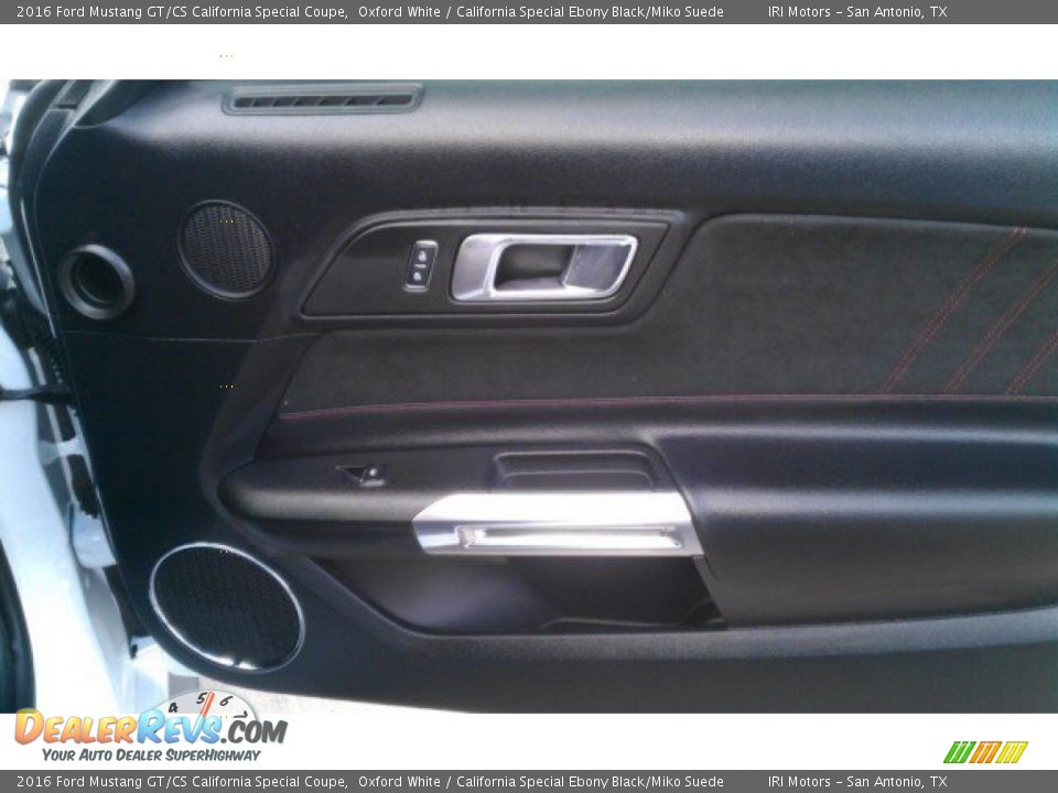 Door Panel of 2016 Ford Mustang GT/CS California Special Coupe Photo #18