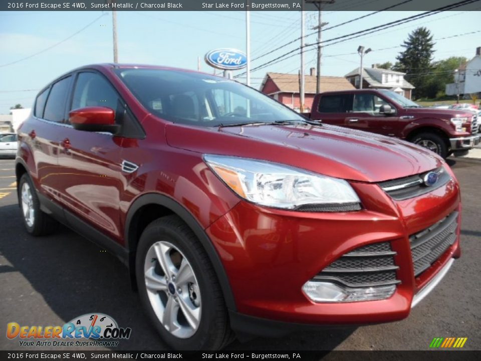 2016 Ford Escape SE 4WD Sunset Metallic / Charcoal Black Photo #3
