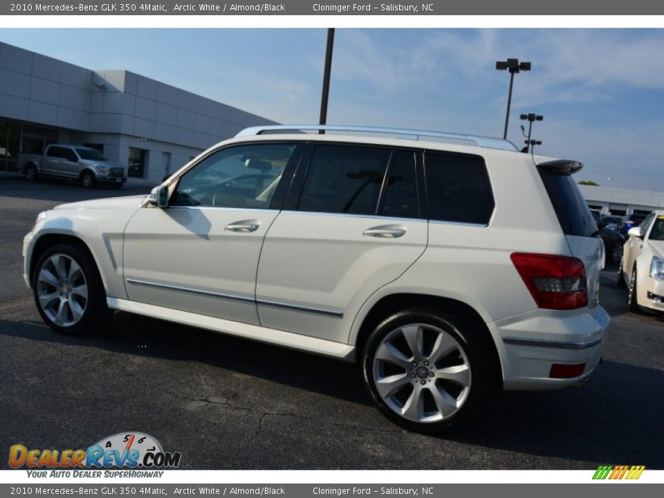 2010 Mercedes-Benz GLK 350 4Matic Arctic White / Almond/Black Photo #5