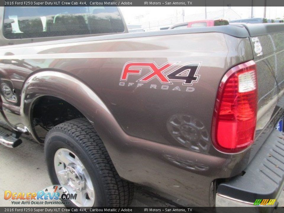 2016 Ford F250 Super Duty XLT Crew Cab 4x4 Caribou Metallic / Adobe Photo #27