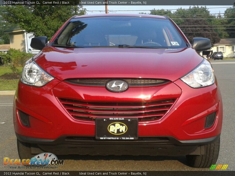 2013 Hyundai Tucson GL Garnet Red / Black Photo #2