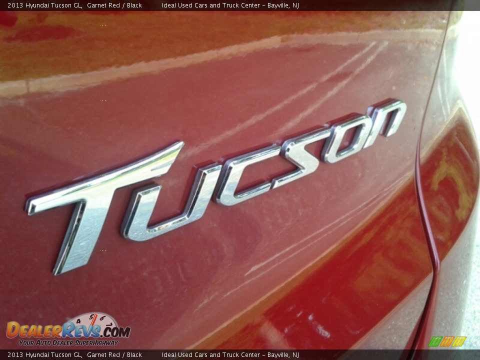 2013 Hyundai Tucson GL Garnet Red / Black Photo #9