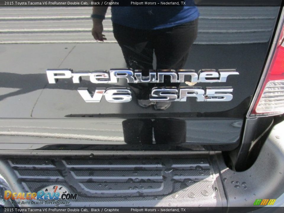 2015 Toyota Tacoma V6 PreRunner Double Cab Black / Graphite Photo #17