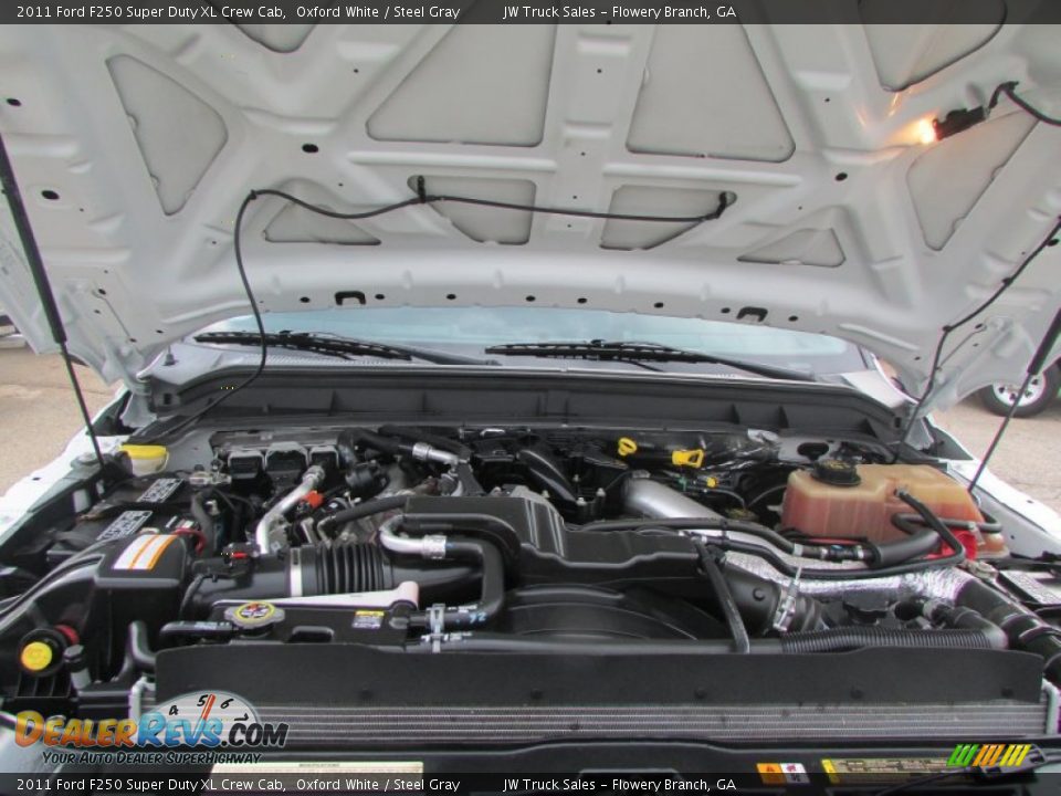 2011 Ford F250 Super Duty XL Crew Cab Oxford White / Steel Gray Photo #12