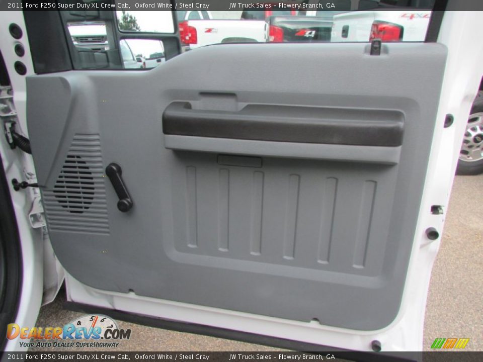 2011 Ford F250 Super Duty XL Crew Cab Oxford White / Steel Gray Photo #15
