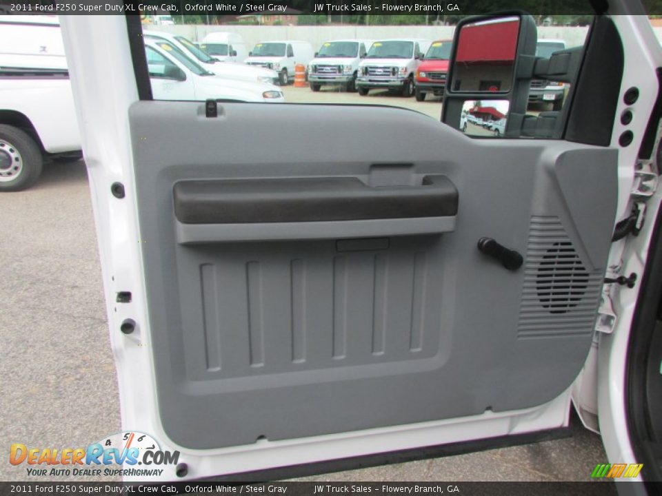 2011 Ford F250 Super Duty XL Crew Cab Oxford White / Steel Gray Photo #31