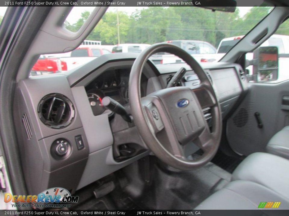 2011 Ford F250 Super Duty XL Crew Cab Oxford White / Steel Gray Photo #34