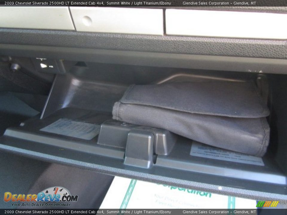 2009 Chevrolet Silverado 2500HD LT Extended Cab 4x4 Summit White / Light Titanium/Ebony Photo #25