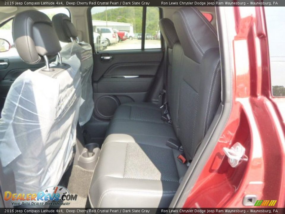 2016 Jeep Compass Latitude 4x4 Deep Cherry Red Crystal Pearl / Dark Slate Gray Photo #2