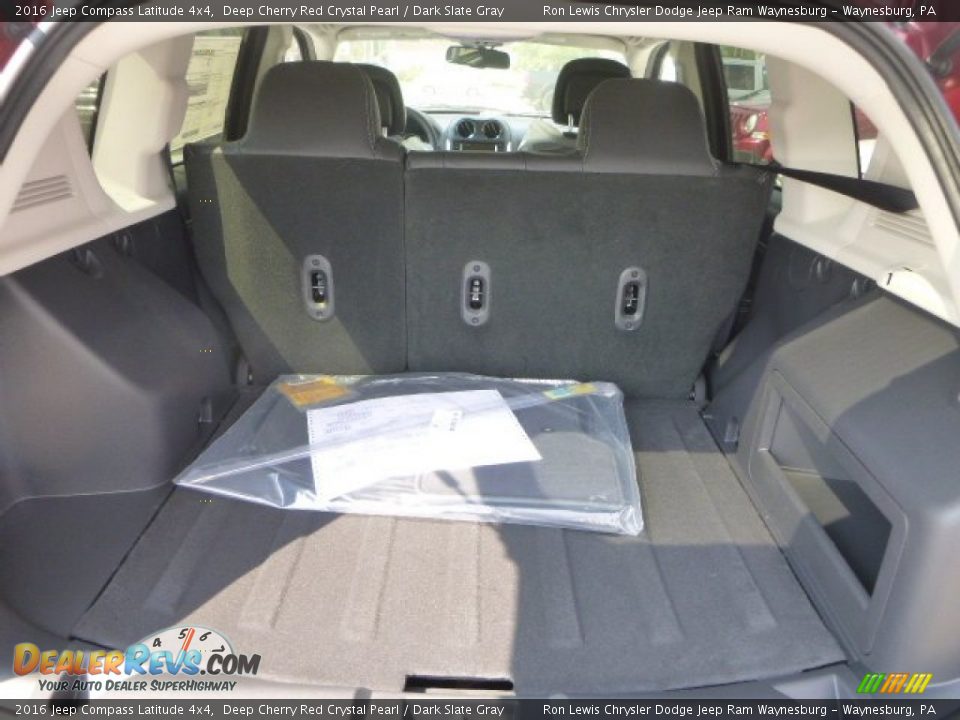 2016 Jeep Compass Latitude 4x4 Deep Cherry Red Crystal Pearl / Dark Slate Gray Photo #7