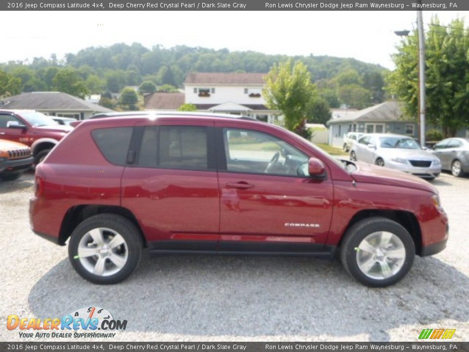 2016 Jeep Compass Latitude 4x4 Deep Cherry Red Crystal Pearl / Dark Slate Gray Photo #9