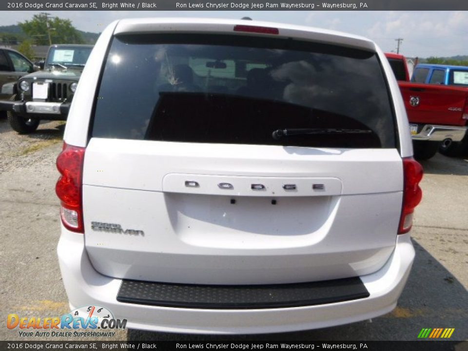 2016 Dodge Grand Caravan SE Bright White / Black Photo #6