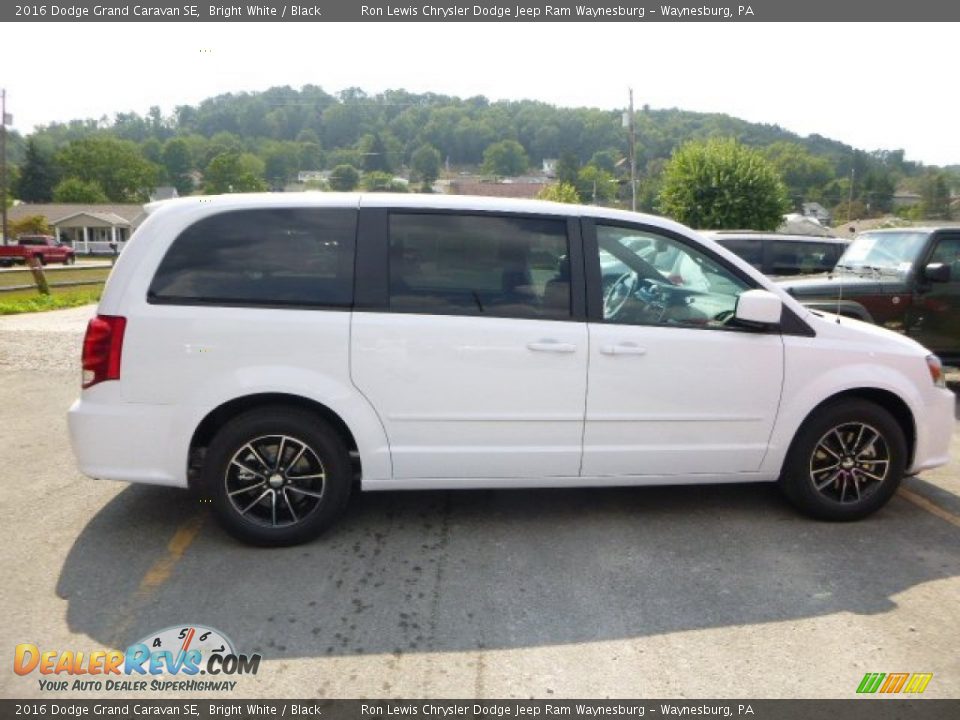 2016 Dodge Grand Caravan SE Bright White / Black Photo #8