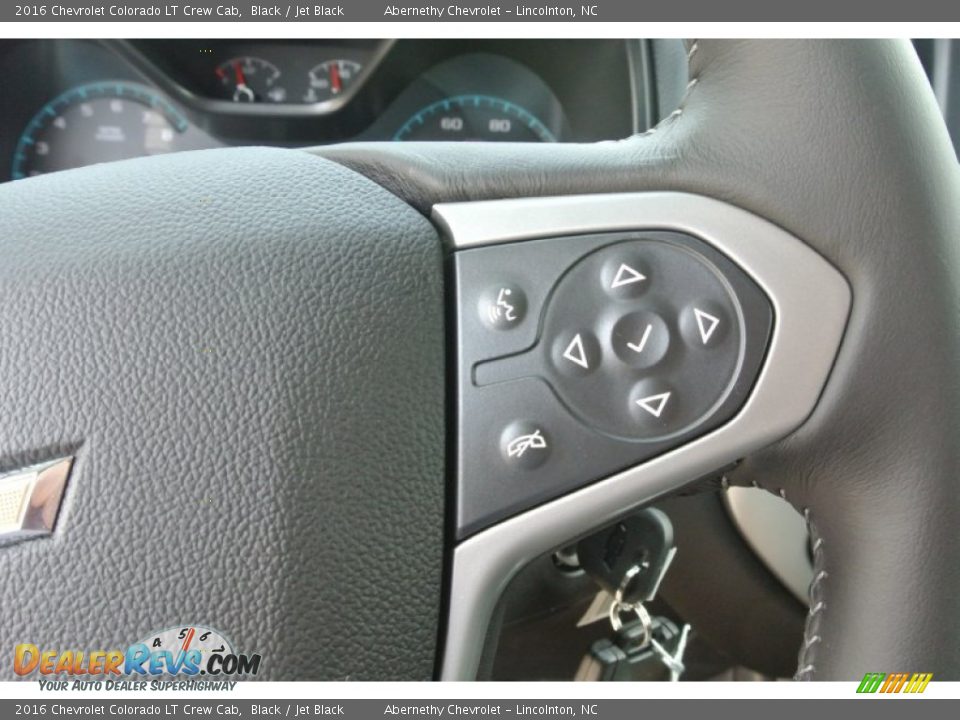 Controls of 2016 Chevrolet Colorado LT Crew Cab Photo #15