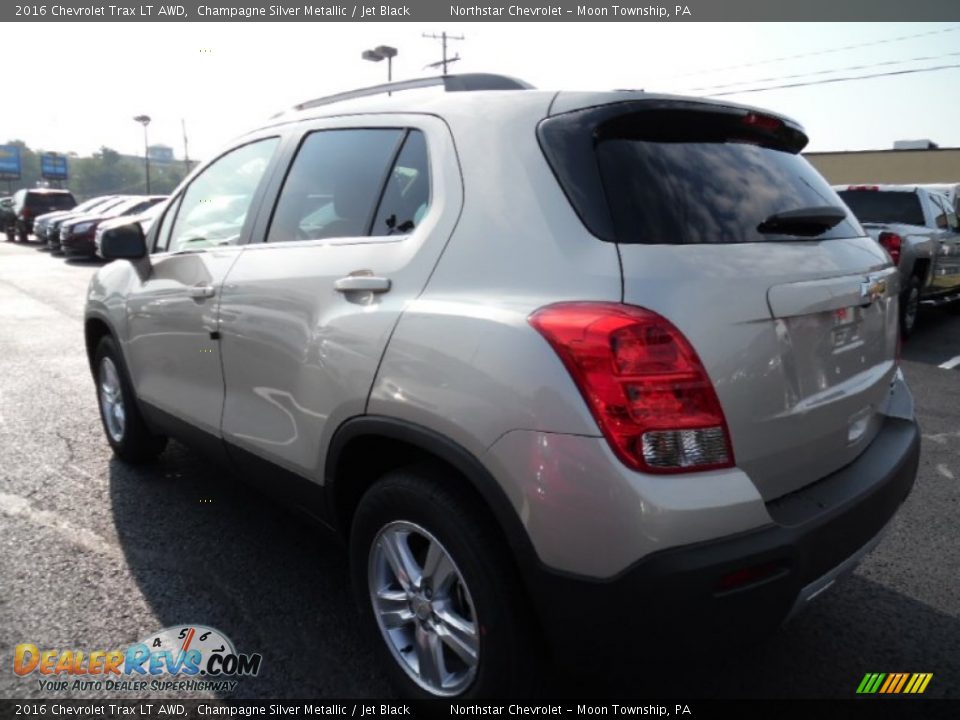 2016 Chevrolet Trax LT AWD Champagne Silver Metallic / Jet Black Photo #9