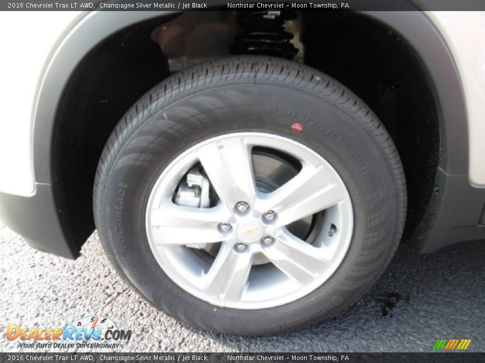 2016 Chevrolet Trax LT AWD Champagne Silver Metallic / Jet Black Photo #11