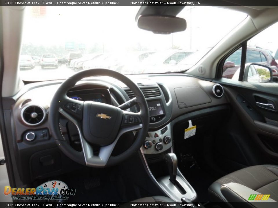 2016 Chevrolet Trax LT AWD Champagne Silver Metallic / Jet Black Photo #14