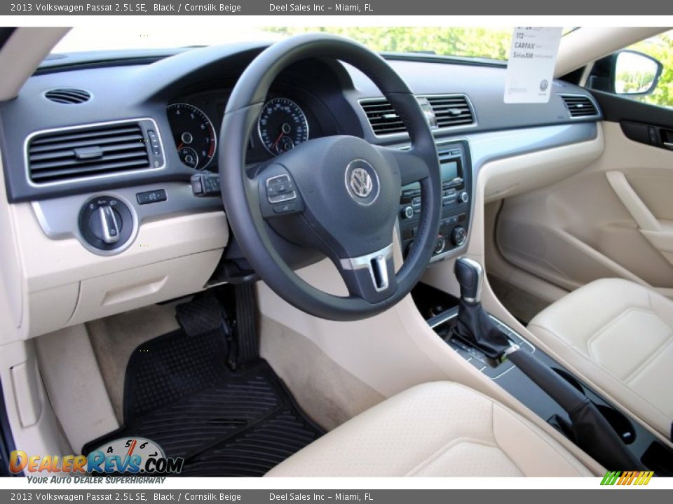 2013 Volkswagen Passat 2.5L SE Black / Cornsilk Beige Photo #17
