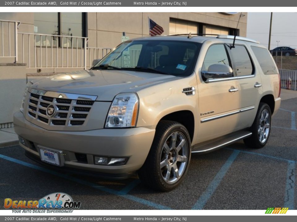 2007 Cadillac Escalade AWD Gold Mist / Cocoa/Light Cashmere Photo #7