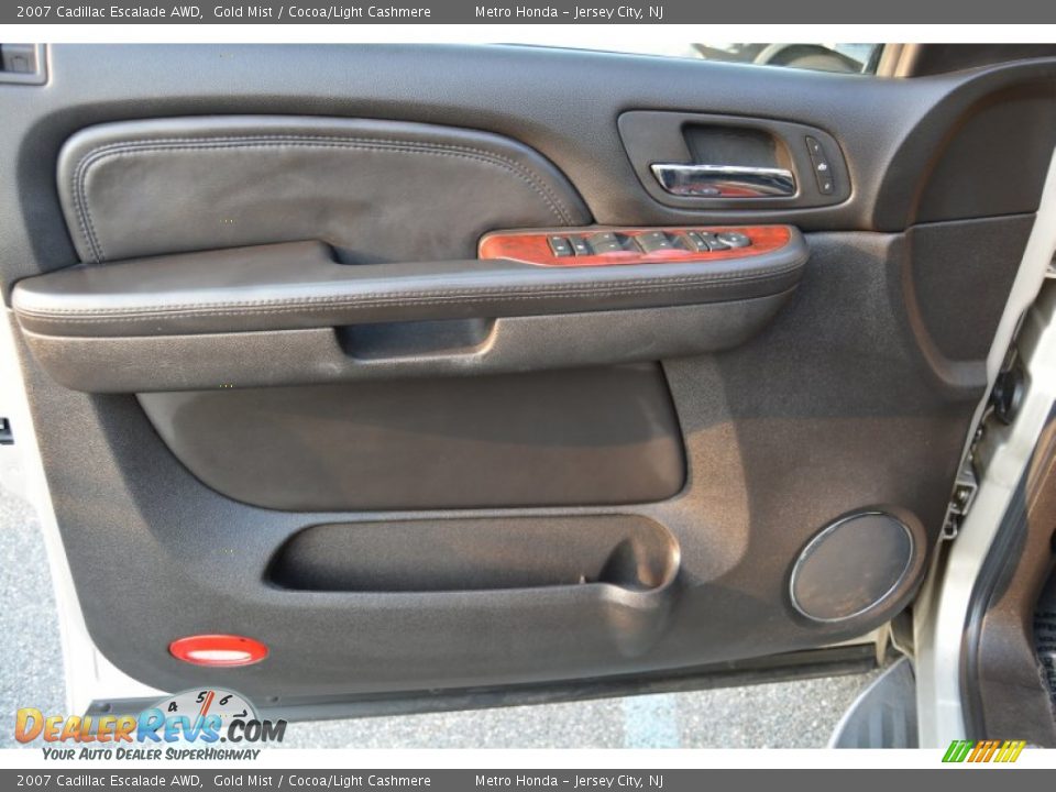 2007 Cadillac Escalade AWD Gold Mist / Cocoa/Light Cashmere Photo #9