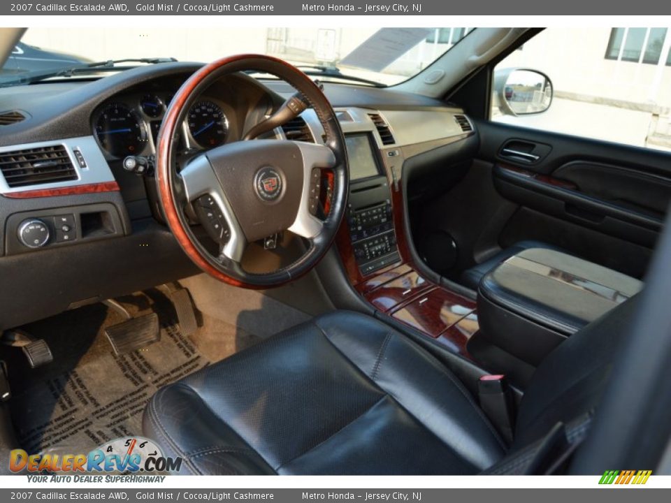 2007 Cadillac Escalade AWD Gold Mist / Cocoa/Light Cashmere Photo #11