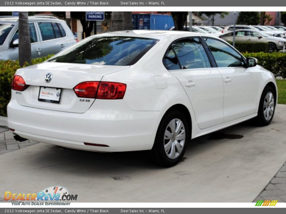 2013 Volkswagen Jetta SE Sedan Candy White / Titan Black Photo #9