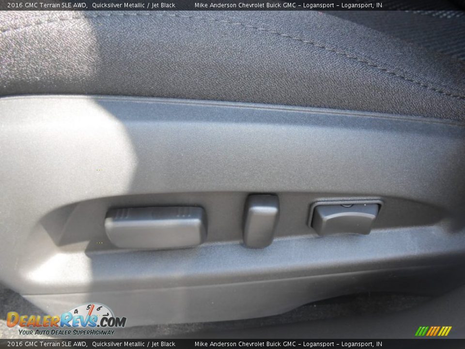 2016 GMC Terrain SLE AWD Quicksilver Metallic / Jet Black Photo #12