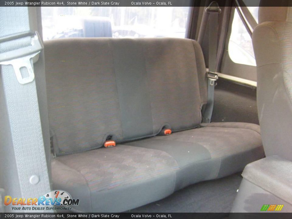 2005 Jeep Wrangler Rubicon 4x4 Stone White / Dark Slate Gray Photo #18
