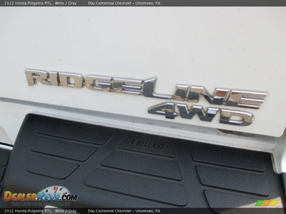 2012 Honda Ridgeline RTL White / Gray Photo #7