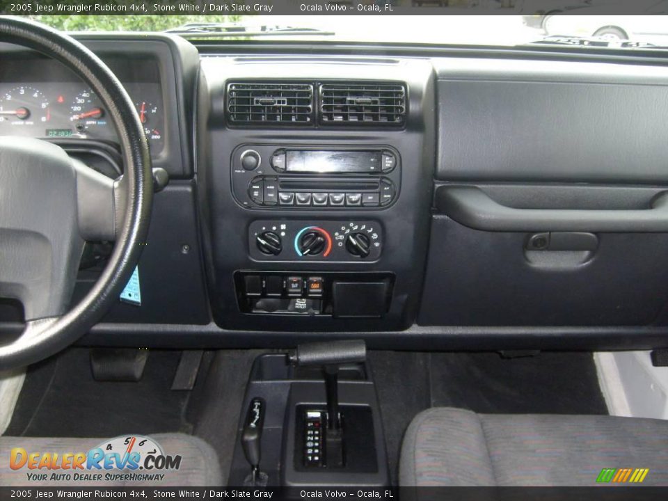 2005 Jeep Wrangler Rubicon 4x4 Stone White / Dark Slate Gray Photo #21