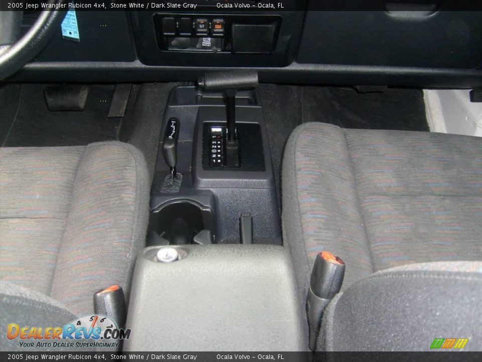 2005 Jeep Wrangler Rubicon 4x4 Stone White / Dark Slate Gray Photo #22