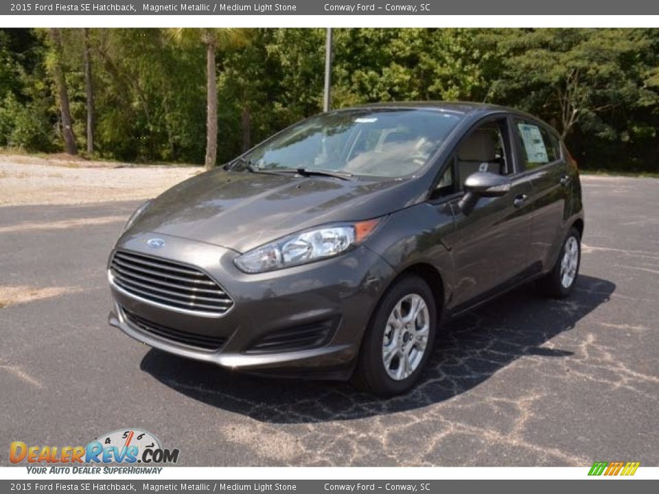 2015 Ford Fiesta SE Hatchback Magnetic Metallic / Medium Light Stone Photo #1
