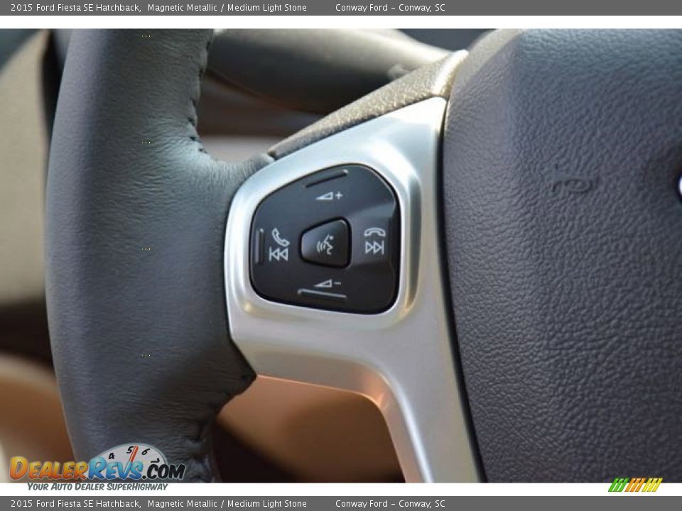 2015 Ford Fiesta SE Hatchback Magnetic Metallic / Medium Light Stone Photo #22