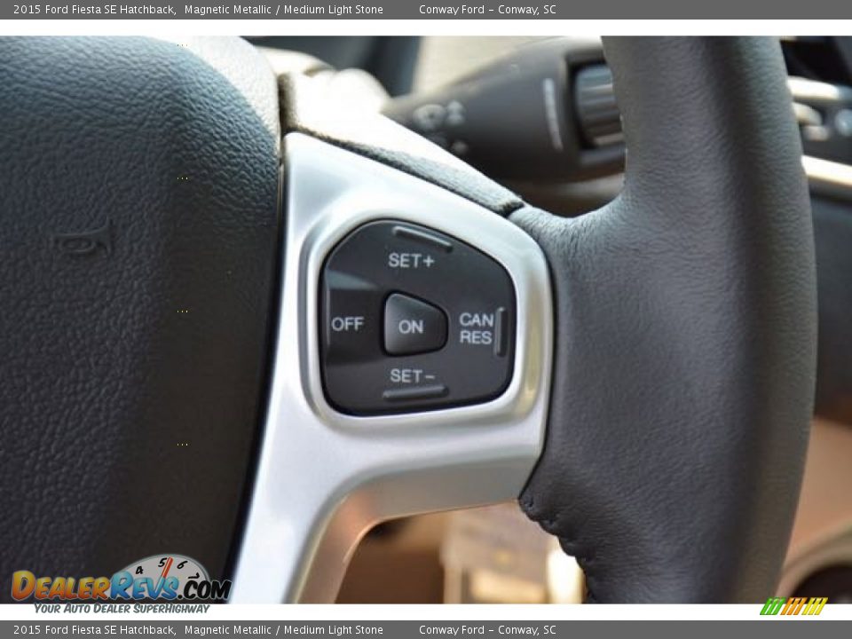 2015 Ford Fiesta SE Hatchback Magnetic Metallic / Medium Light Stone Photo #23