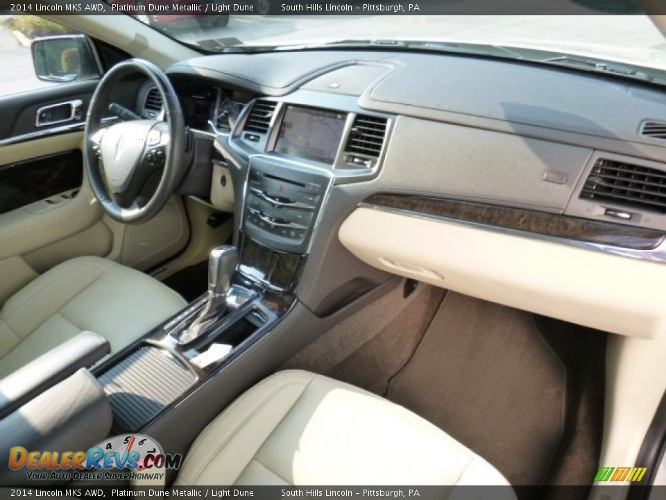 2014 Lincoln MKS AWD Platinum Dune Metallic / Light Dune Photo #11
