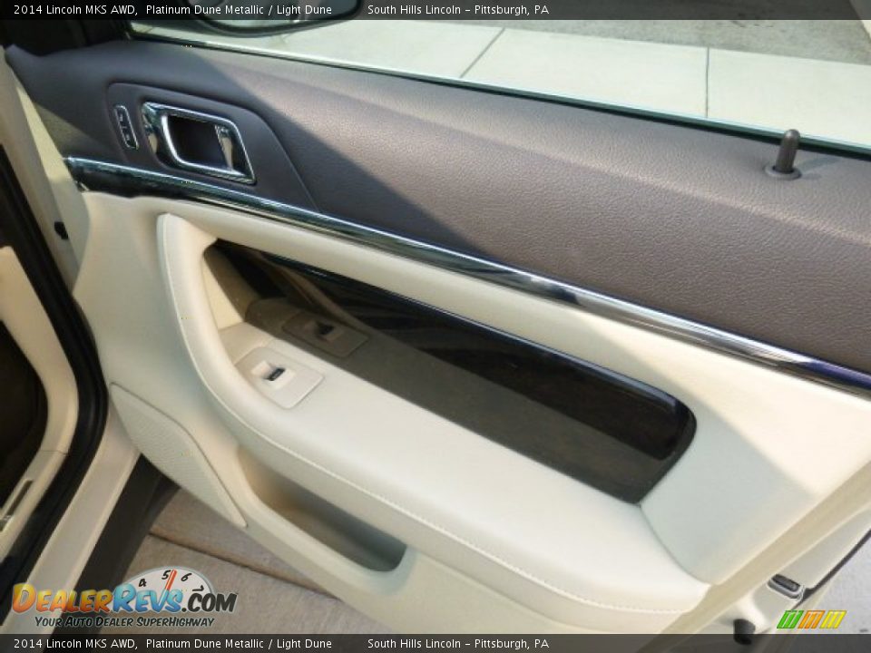 2014 Lincoln MKS AWD Platinum Dune Metallic / Light Dune Photo #12