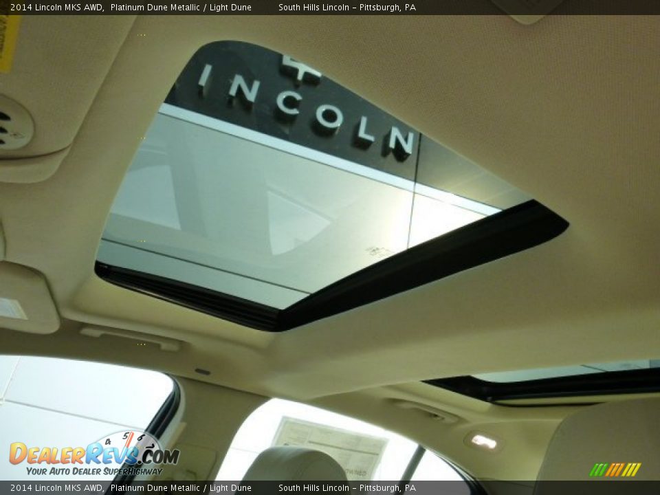 2014 Lincoln MKS AWD Platinum Dune Metallic / Light Dune Photo #20