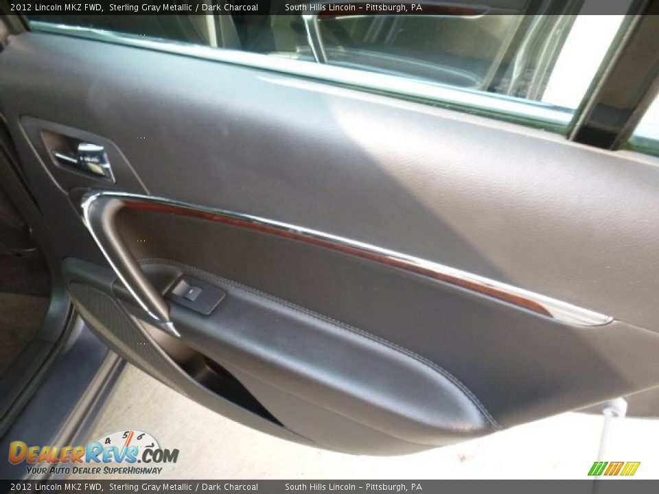 2012 Lincoln MKZ FWD Sterling Gray Metallic / Dark Charcoal Photo #15