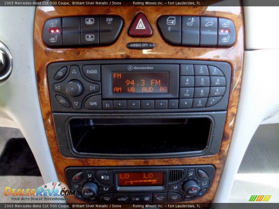 Controls of 2003 Mercedes-Benz CLK 500 Coupe Photo #34