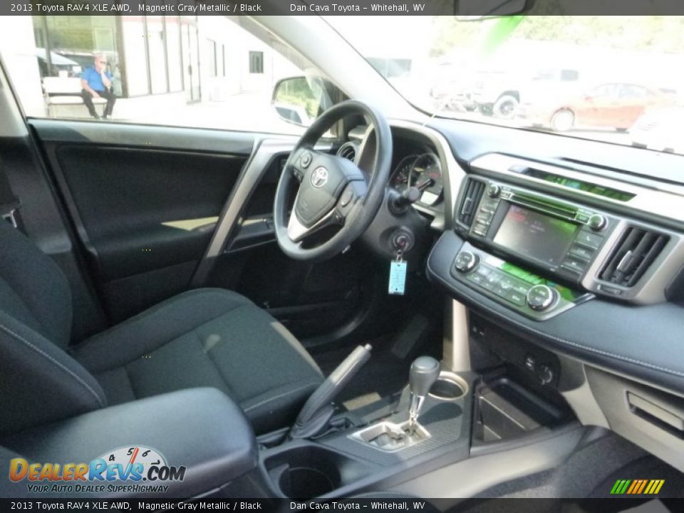 2013 Toyota RAV4 XLE AWD Magnetic Gray Metallic / Black Photo #4