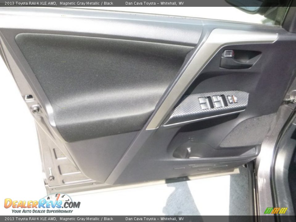 2013 Toyota RAV4 XLE AWD Magnetic Gray Metallic / Black Photo #15