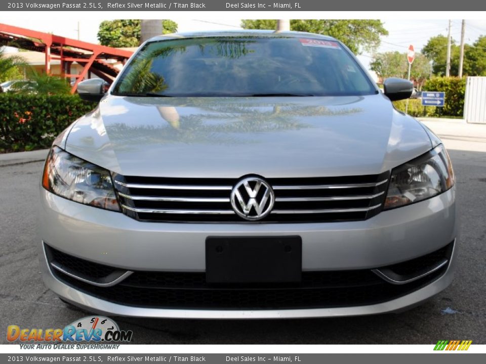 2013 Volkswagen Passat 2.5L S Reflex Silver Metallic / Titan Black Photo #3