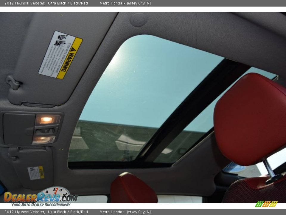 2012 Hyundai Veloster Ultra Black / Black/Red Photo #14