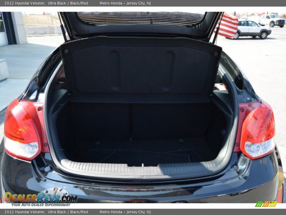 2012 Hyundai Veloster Ultra Black / Black/Red Photo #22