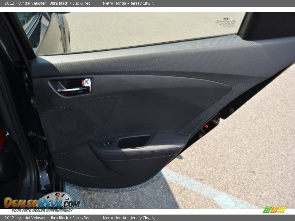 2012 Hyundai Veloster Ultra Black / Black/Red Photo #24