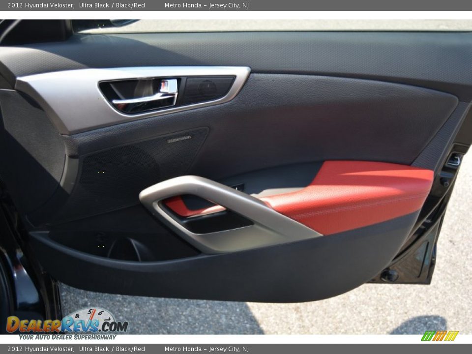 2012 Hyundai Veloster Ultra Black / Black/Red Photo #26