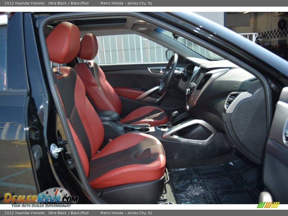 2012 Hyundai Veloster Ultra Black / Black/Red Photo #28