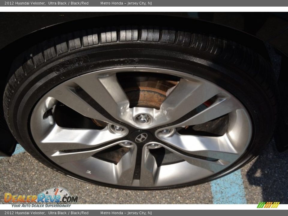 2012 Hyundai Veloster Ultra Black / Black/Red Photo #32