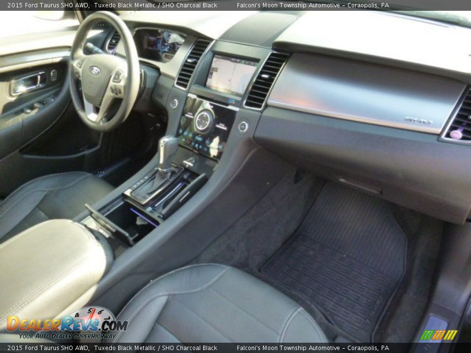 2015 Ford Taurus SHO AWD Tuxedo Black Metallic / SHO Charcoal Black Photo #11